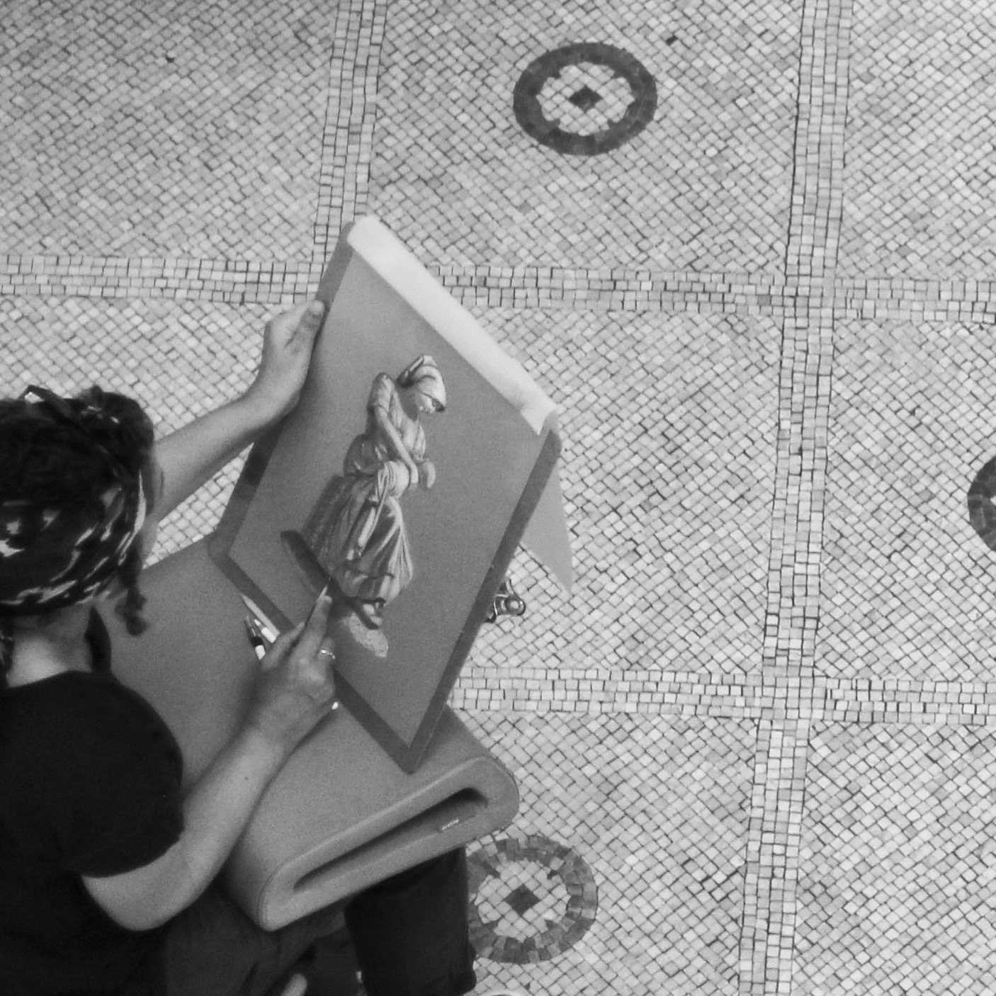 Gimara_sketching_VandA